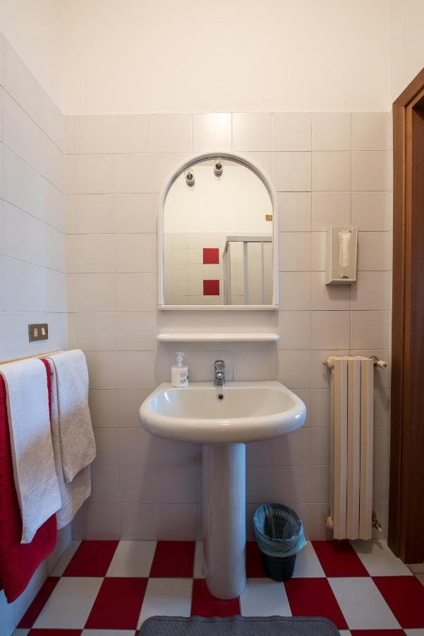 Albergo La Rovere Ровербелла Экстерьер фото