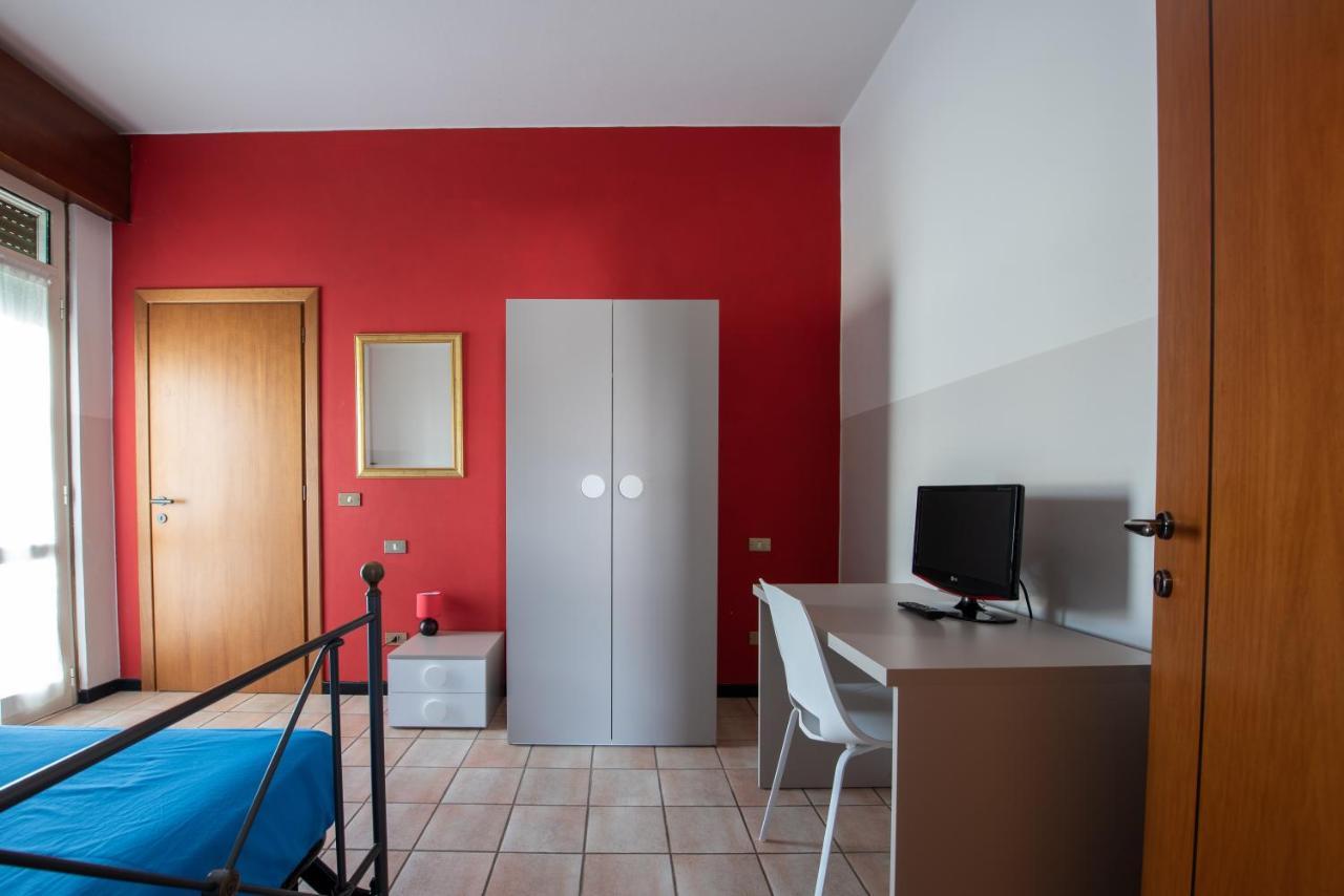 Albergo La Rovere Ровербелла Экстерьер фото